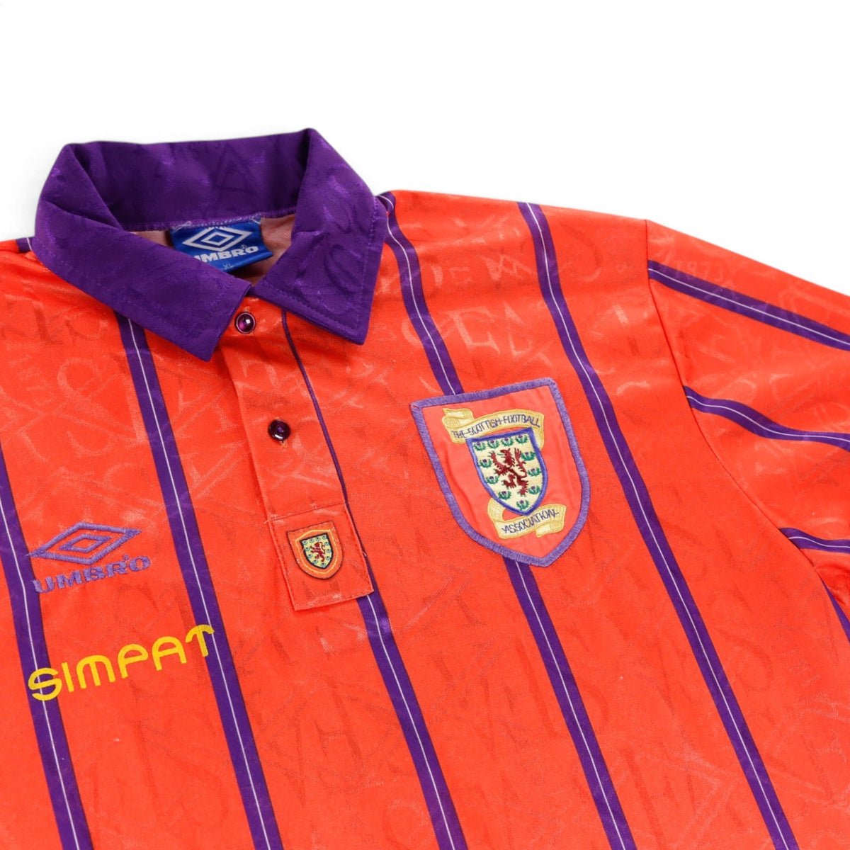 Close-up of Umbro neck label, collar and SFA crest on Scotland away shirt