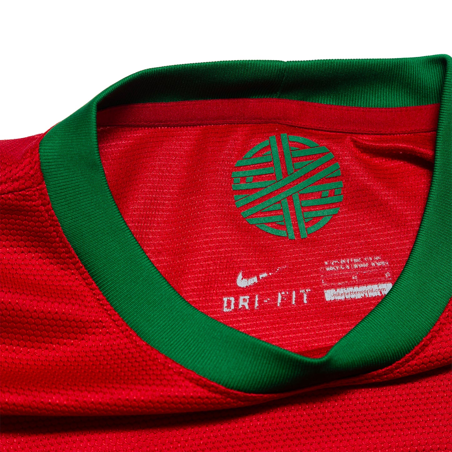 2012/13 Portugal Home Shirt (L)