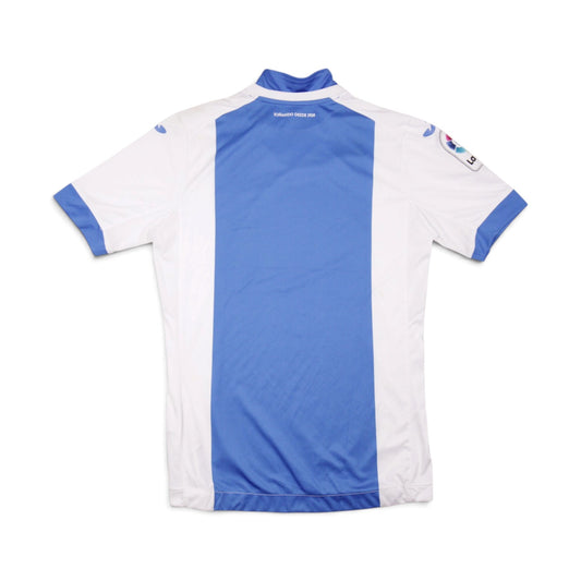 2017/18 CD Leganés home shirt back view showing 'Soñando desde 1928' text