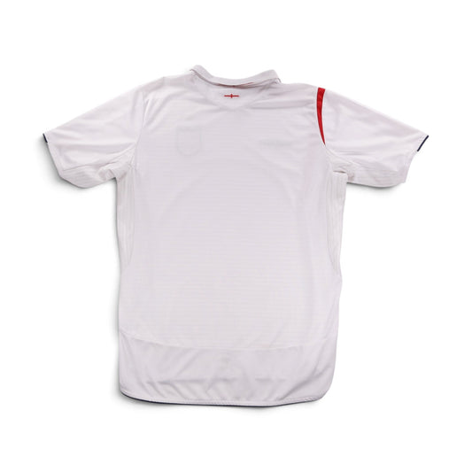 England 2005-07 home shirt back, plain white with navy and red shoulder trim