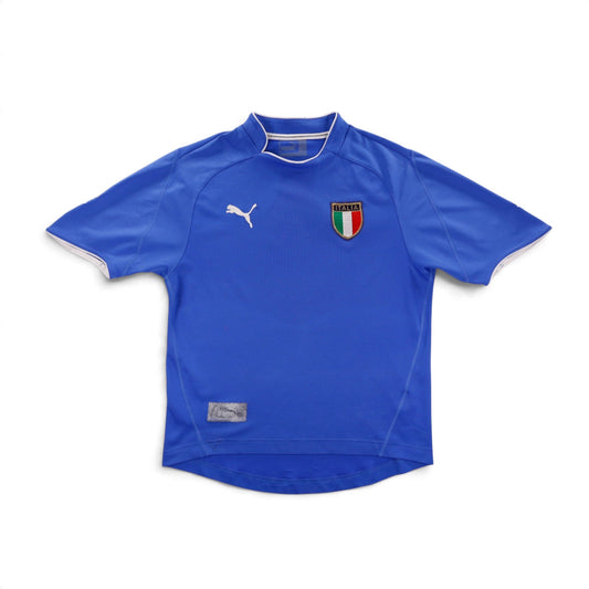 Front view of 2003/04 Italy home shirt by Puma with Italia crest