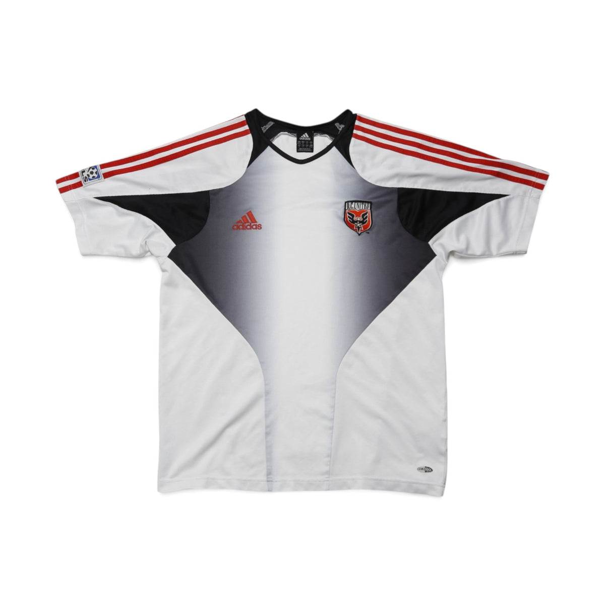 2003/04 DC United training shirt back view, white with black and red trim
