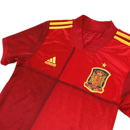 Close-up of Spain shirt collar, adidas logo and crest detail