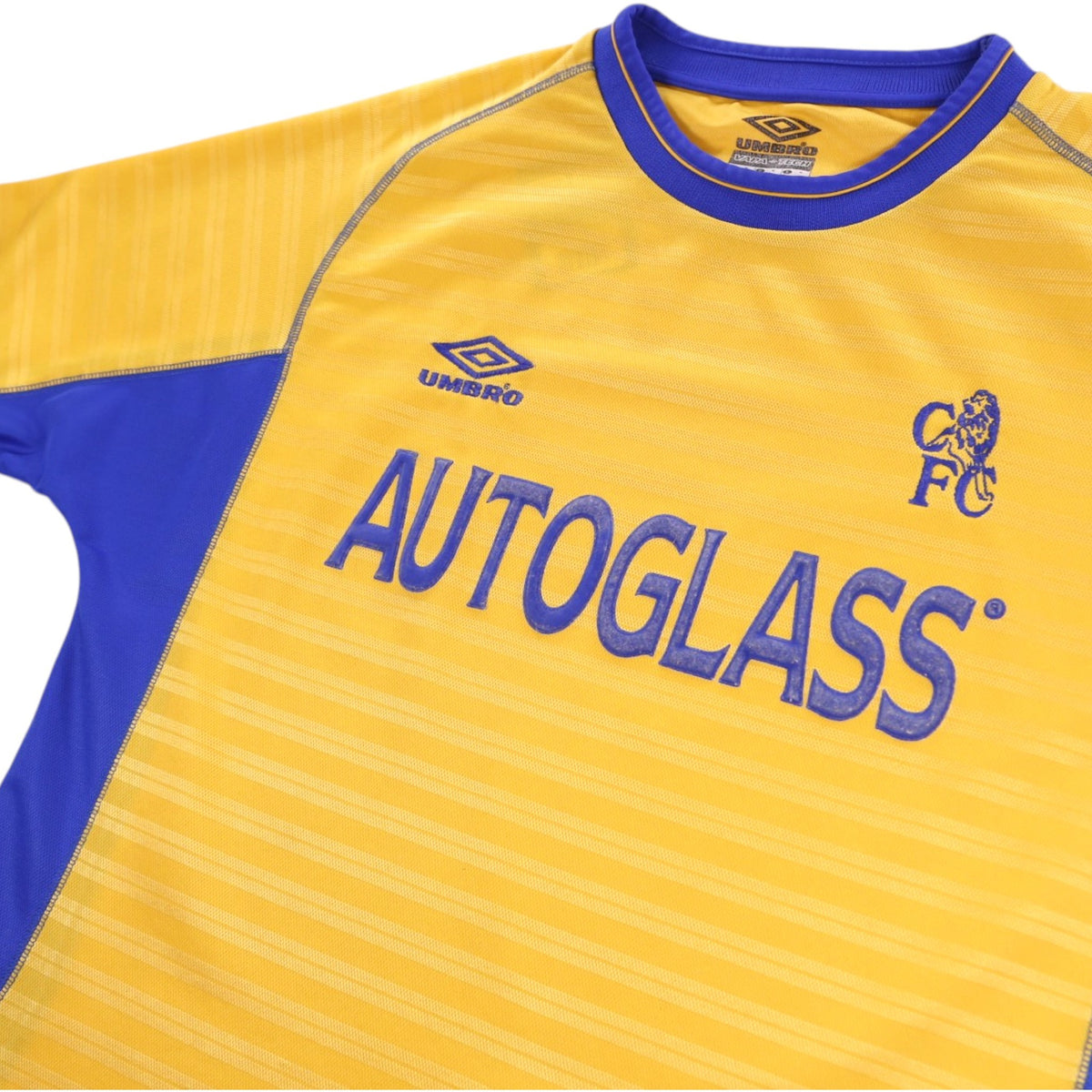 Close-up of Umbro logo, Chelsea crest and Autoglass sponsor on chest