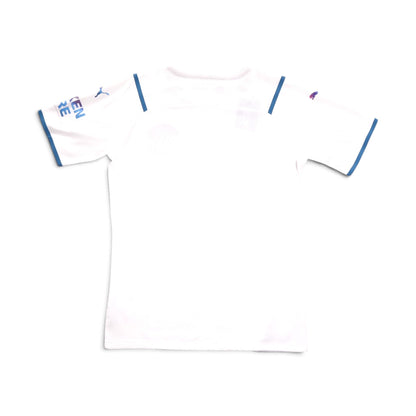 Back of white Manchester City 2021/22 away shirt showing blue trim on shoulders and sleeves