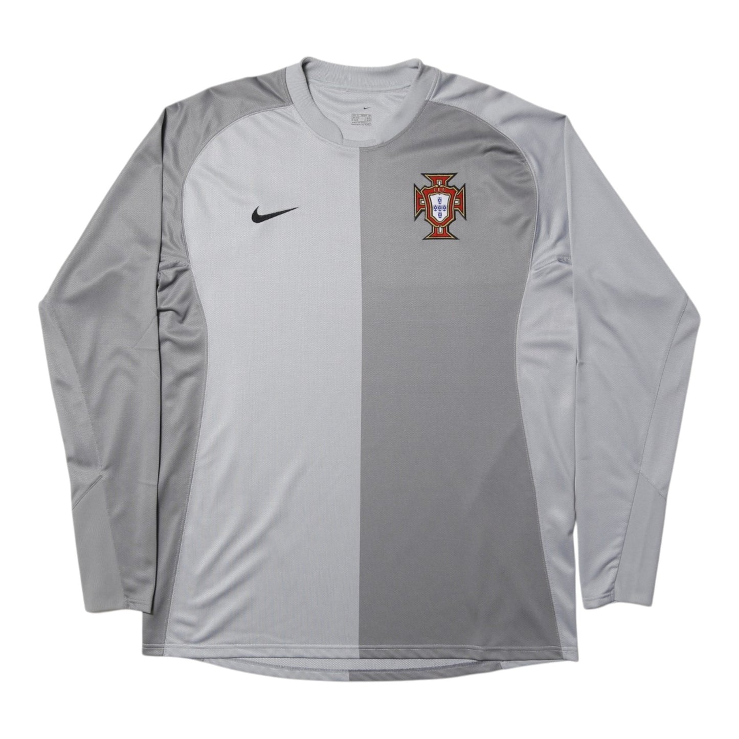 Front view of 2006/07 Portugal goalkeeper shirt in grey two-tone Nike design