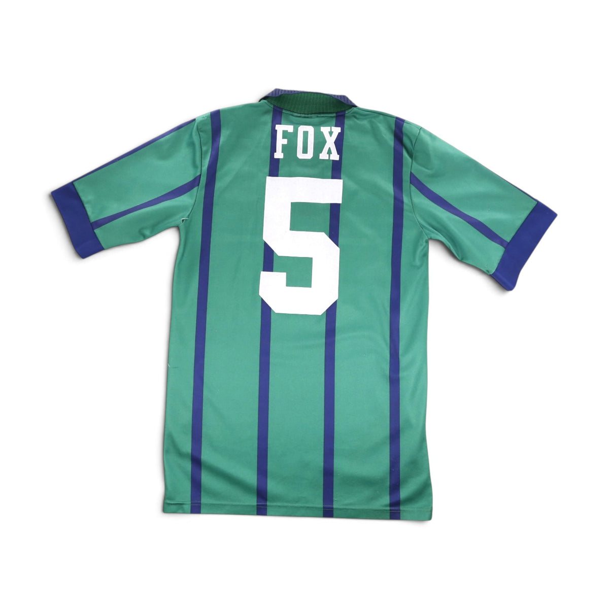 Back print detail showing FOX and number 5 on green shirt
