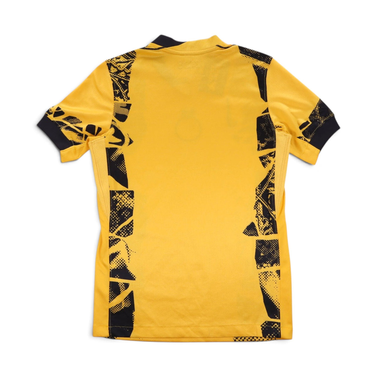 Inter Milan 2024/25 third shirt back view, yellow with black graphic print on sides