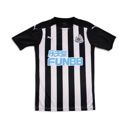 Newcastle United 2020/21 home shirt front with Fun88 sponsor and crest