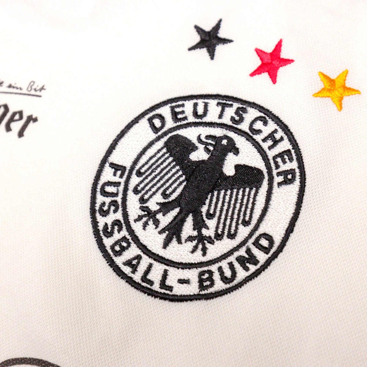DFB crest with three stars on the Germany shirt