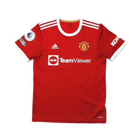 Manchester United 2021-22 home shirt front collar detail with adidas logo and crest
