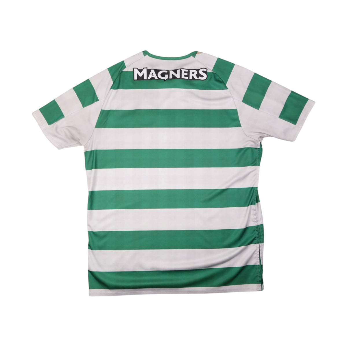 Celtic 2018/19 home shirt back, showing the Magners sponsor below the collar