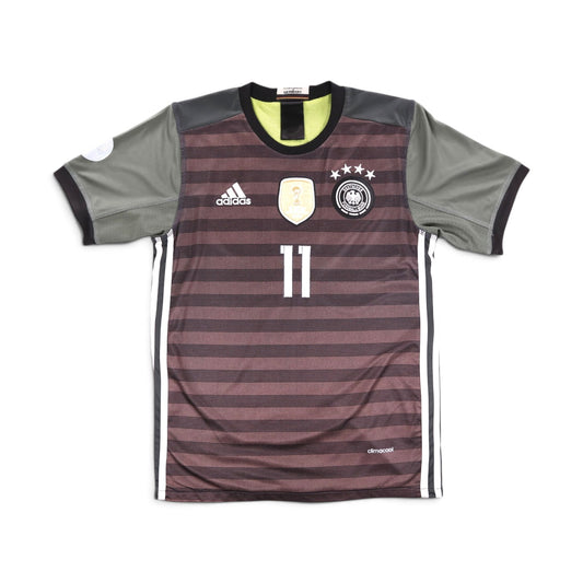 Front of 2015/17 Germany away shirt with adidas logo, crest and number 11
