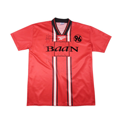 Front of 1997/98 Hannover 96 Reebok home shirt with BaaN sponsor and signatures