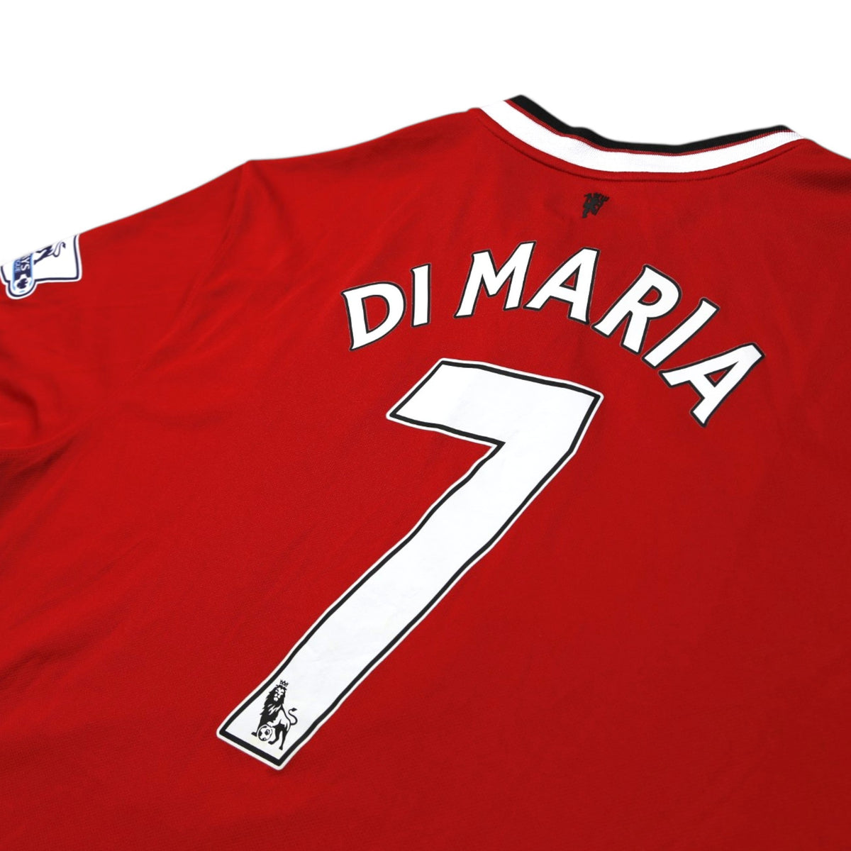 Close-up of Di Maria #7 name and number print on back of shirt
