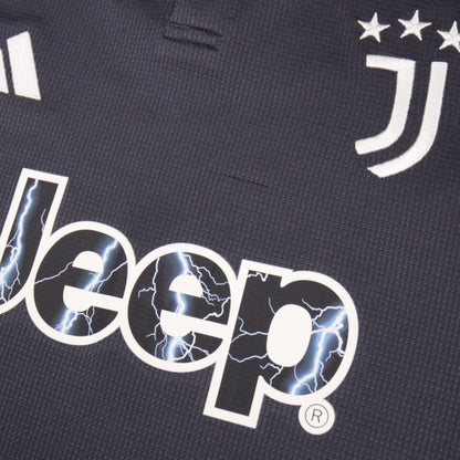 Close-up of Juventus crest, three stars and Jeep sponsor logo on the third shirt