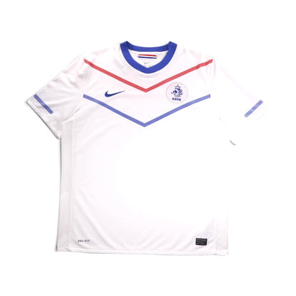 Front of white 2010/11 Netherlands away football shirt with KNVB crest and Nike swoosh