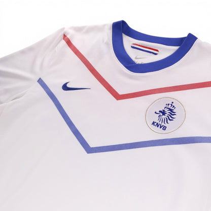 Close-up of KNVB crest, Nike swoosh and crew neck collar on Netherlands away shirt