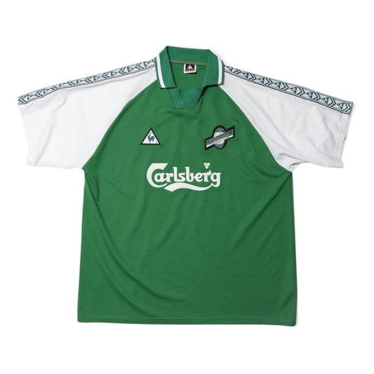 1998/99 Hibernian home shirt front view, green and white with Carlsberg sponsor