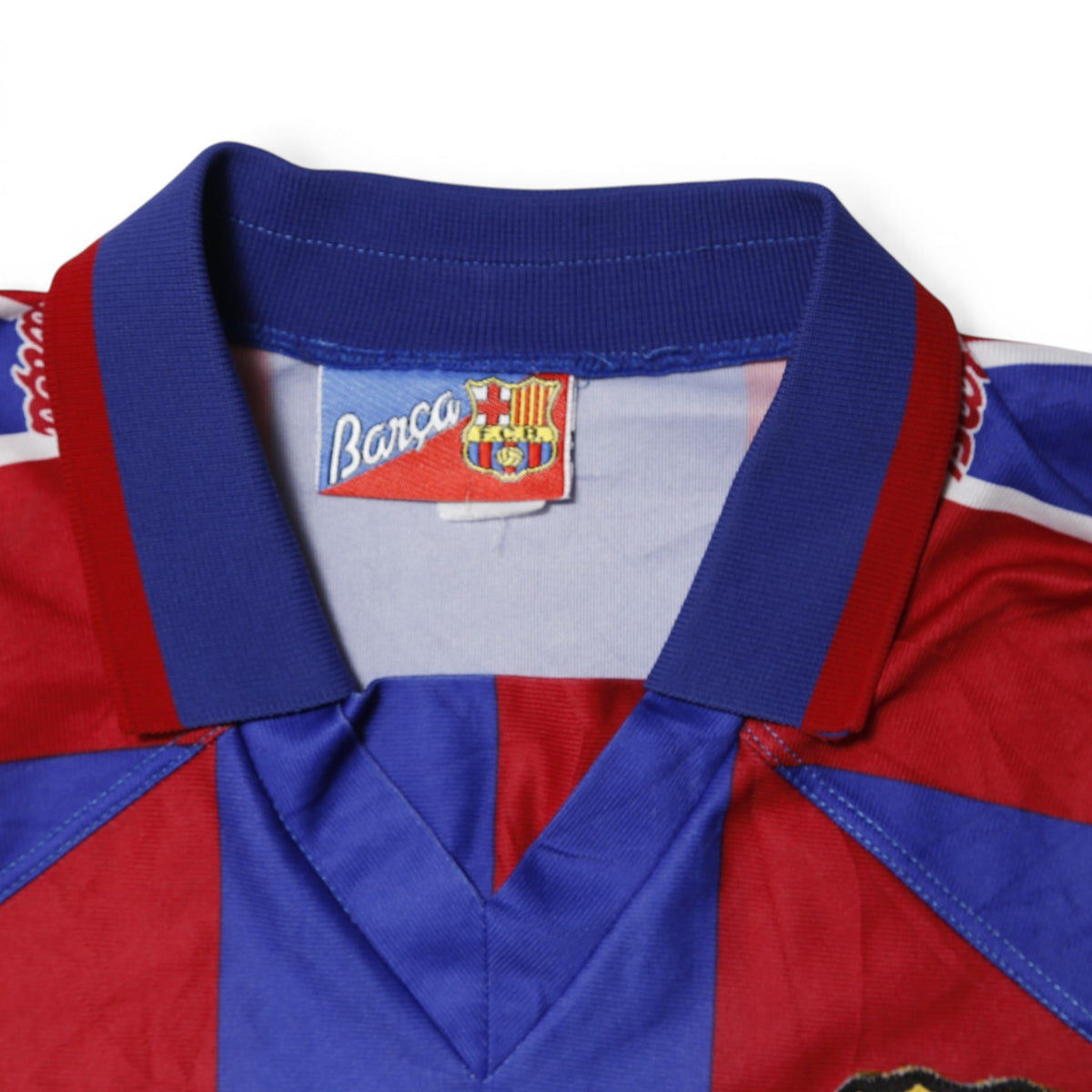 1995/96 Barcelona home shirt collar and Barça label detail