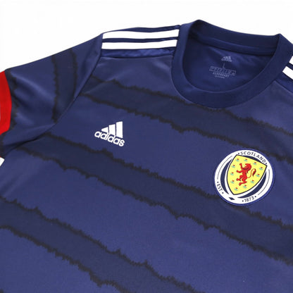 Close-up of adidas logo, Scotland crest and neck label size L
