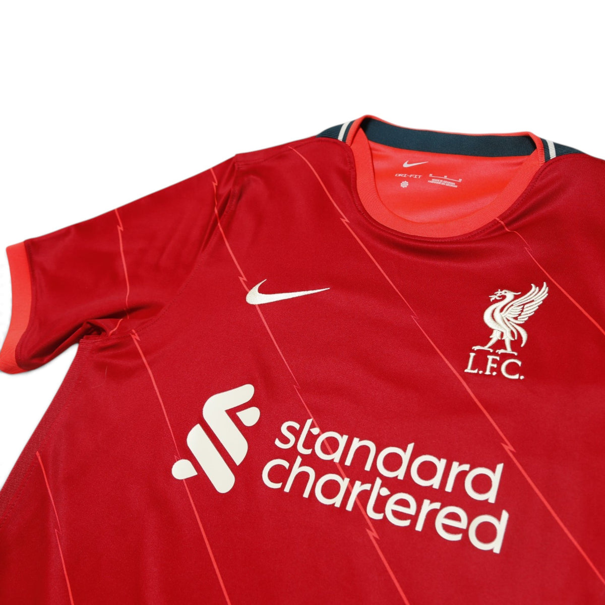 2021-22 Liverpool Home Shirt – detail