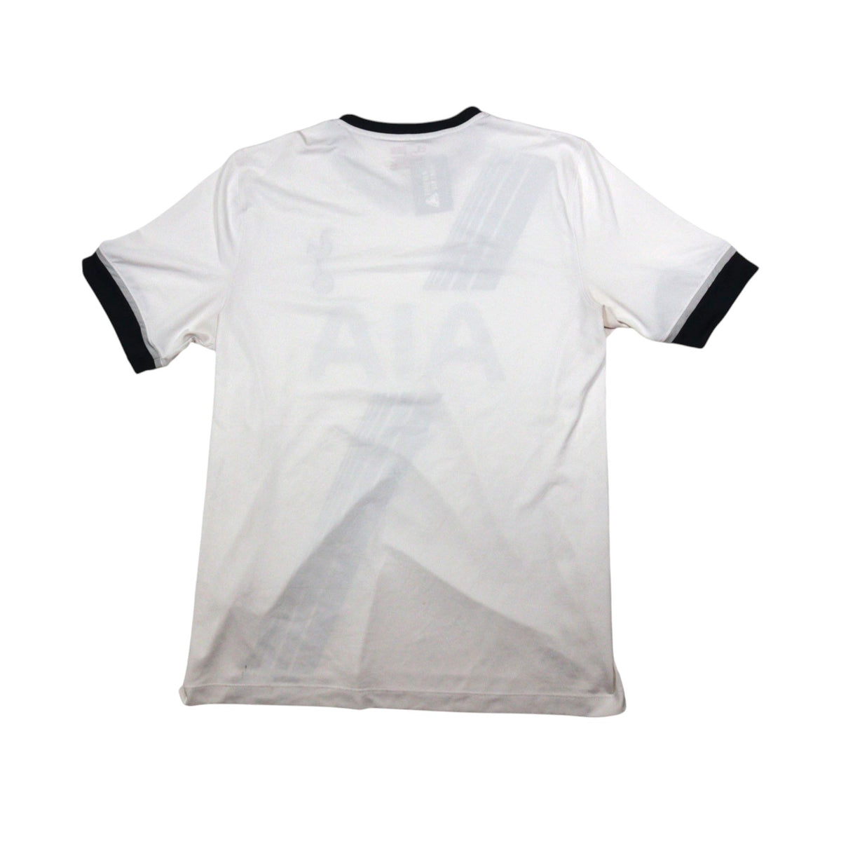 Tottenham Hotspur 2015/16 home shirt back, plain white with navy collar trim