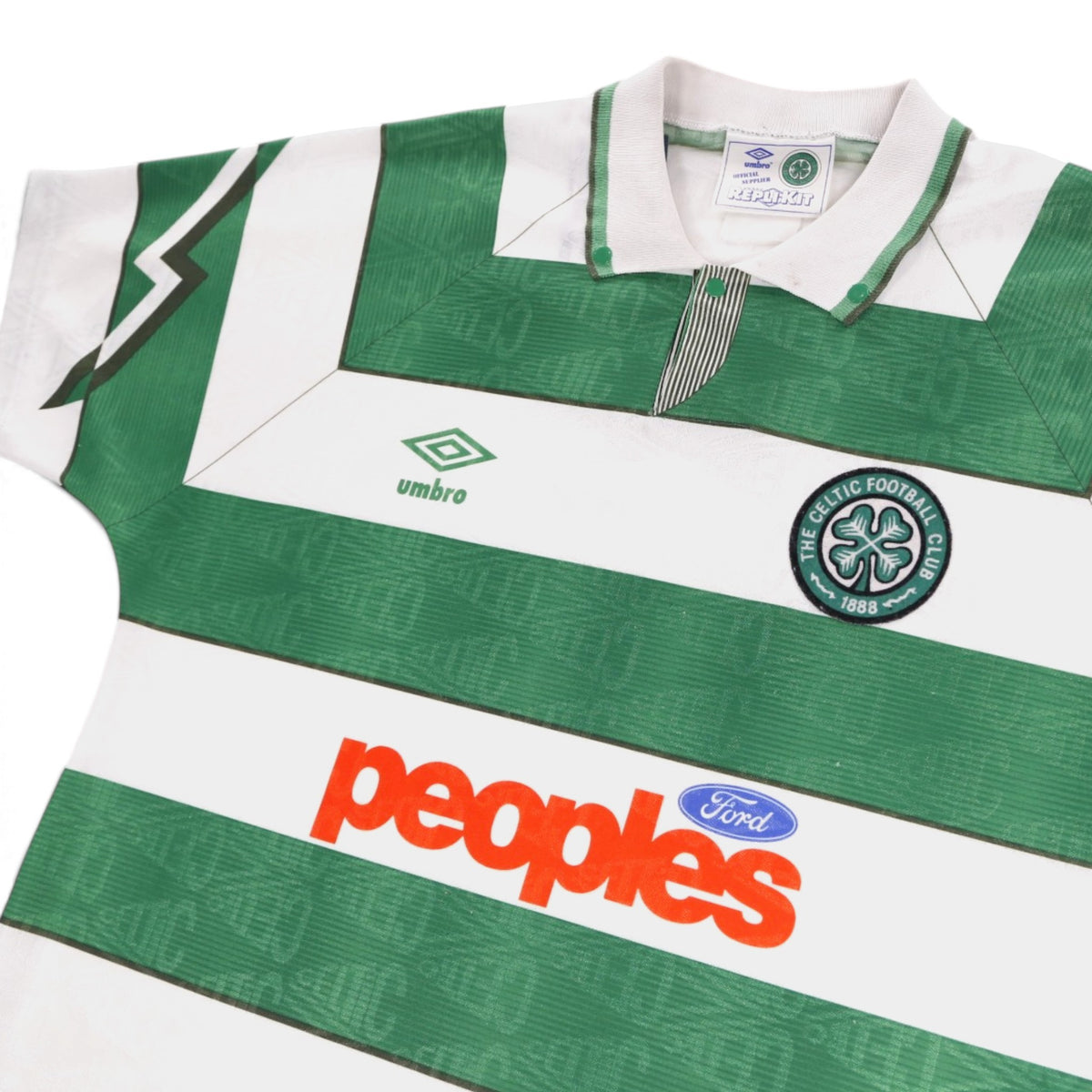 Close-up of Celtic crest, Umbro logo and collar on 1991/92 home shirt