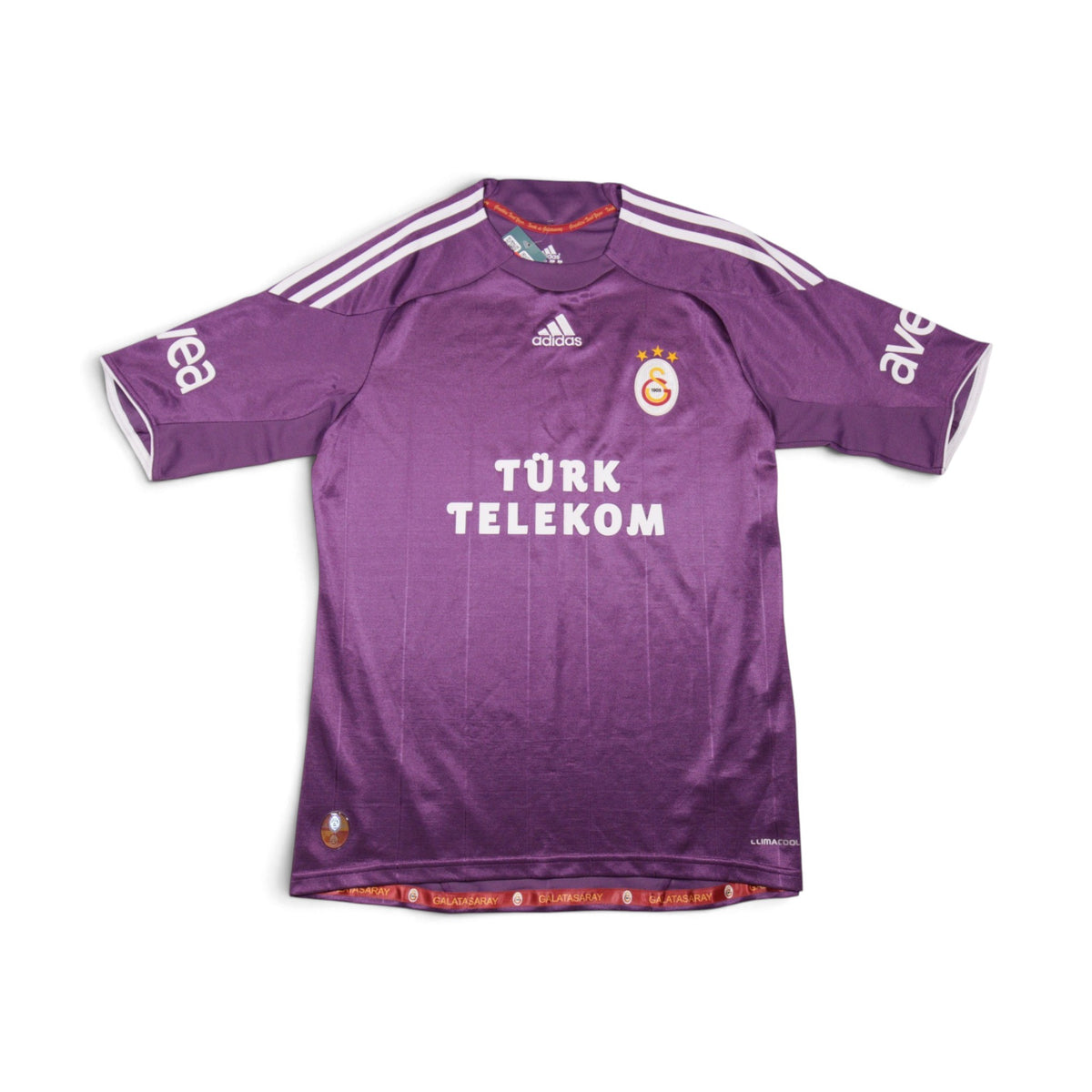 Front view of purple 2009/10 Galatasaray third shirt with Türk Telekom sponsor