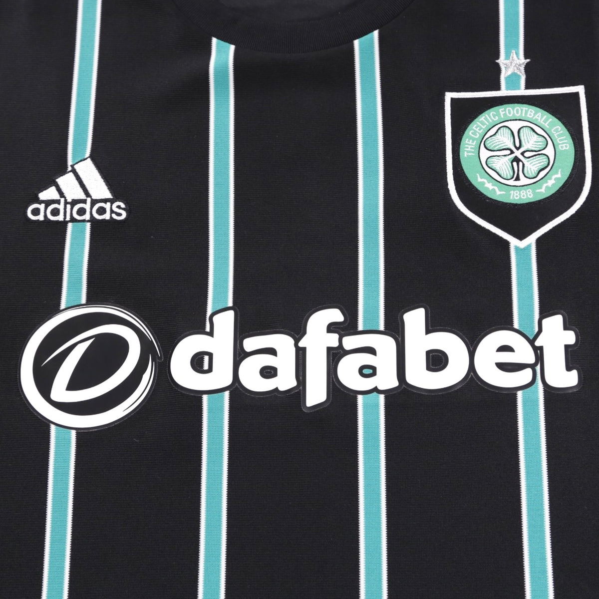 Close-up of the Celtic crest with a single star above it and Dafabet sponsor