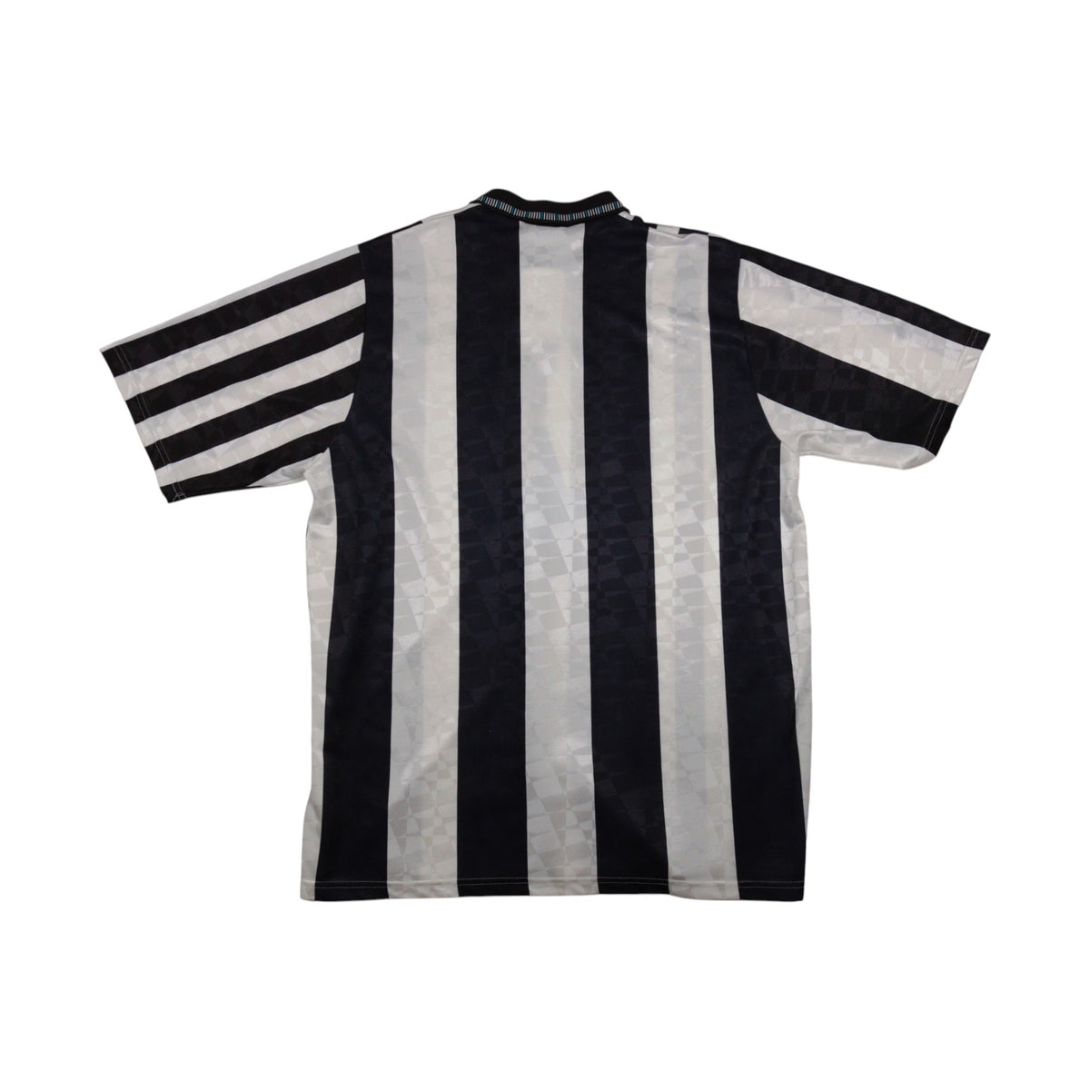 Newcastle United 1991/93 home shirt back view showing stripe pattern