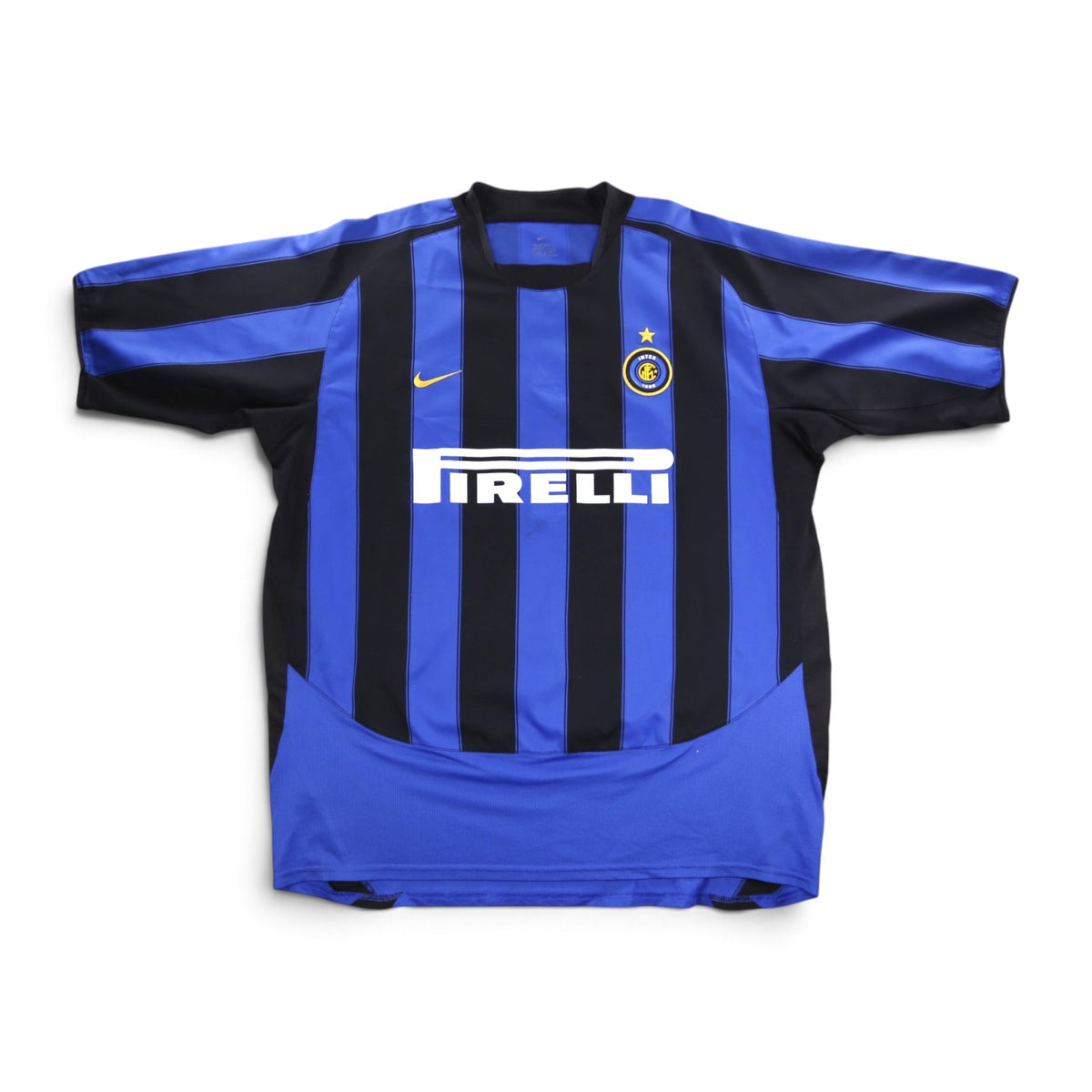Inter Milan 2003/04 home shirt front view with Pirelli sponsor and Nike crest