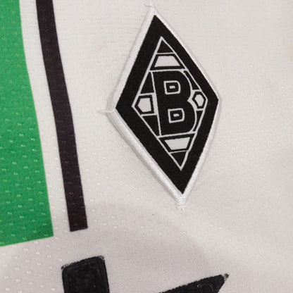 Close-up of the Borussia Mönchengladbach diamond crest